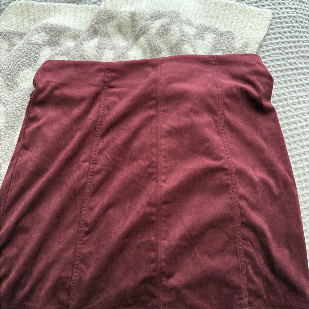 Alya Red Ruched Pencil Midi Skirt